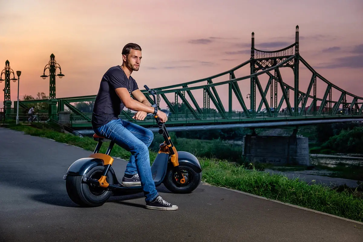 38 Fatti Su Scooter